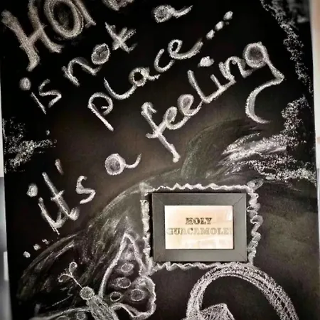 Stylish And Cosy In A Cultural Monument Apartmán