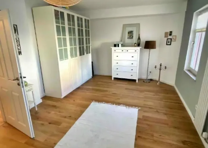 Stylish And Cosy In A Cultural Monument Apartamento Friedrichsdorf